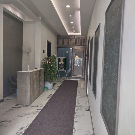 The Imperial Hotel And Convention Centre Kanpur Exterior foto